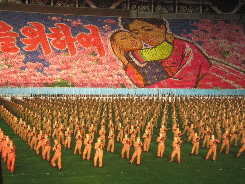 dprk-0688-B-mass games