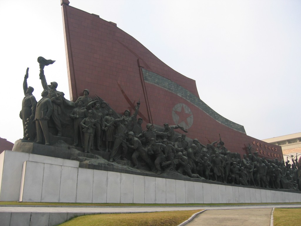 dprk-1332-B-mansudae hill