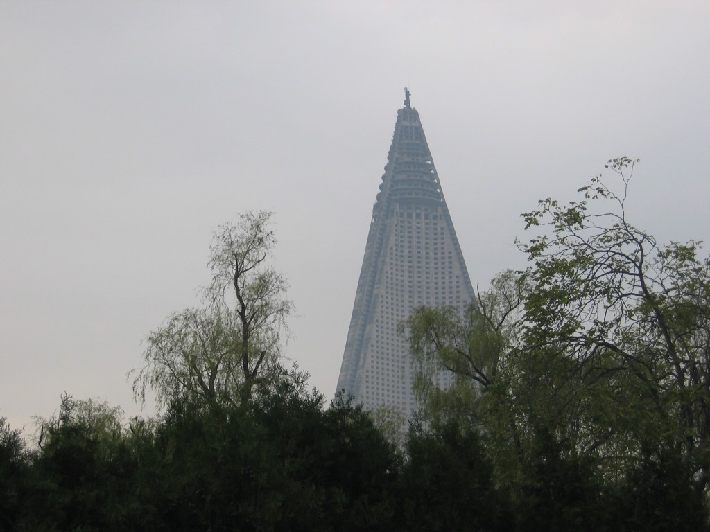 dprk-1380-B-pyramid