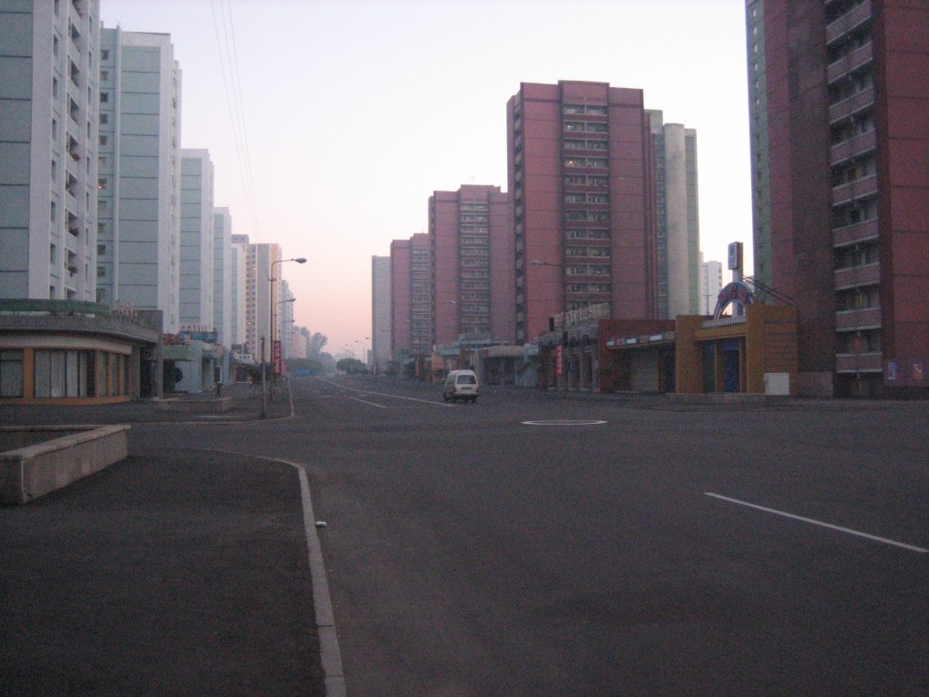 dprk-1685-B-empty streets